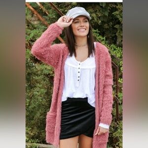 FREE PEOPLE Cardi Sweater
Cardigan Furry Plush Teddy Bear
Coat Rose